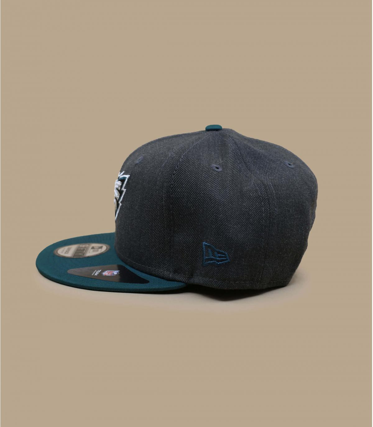 Snapback Eagles grau